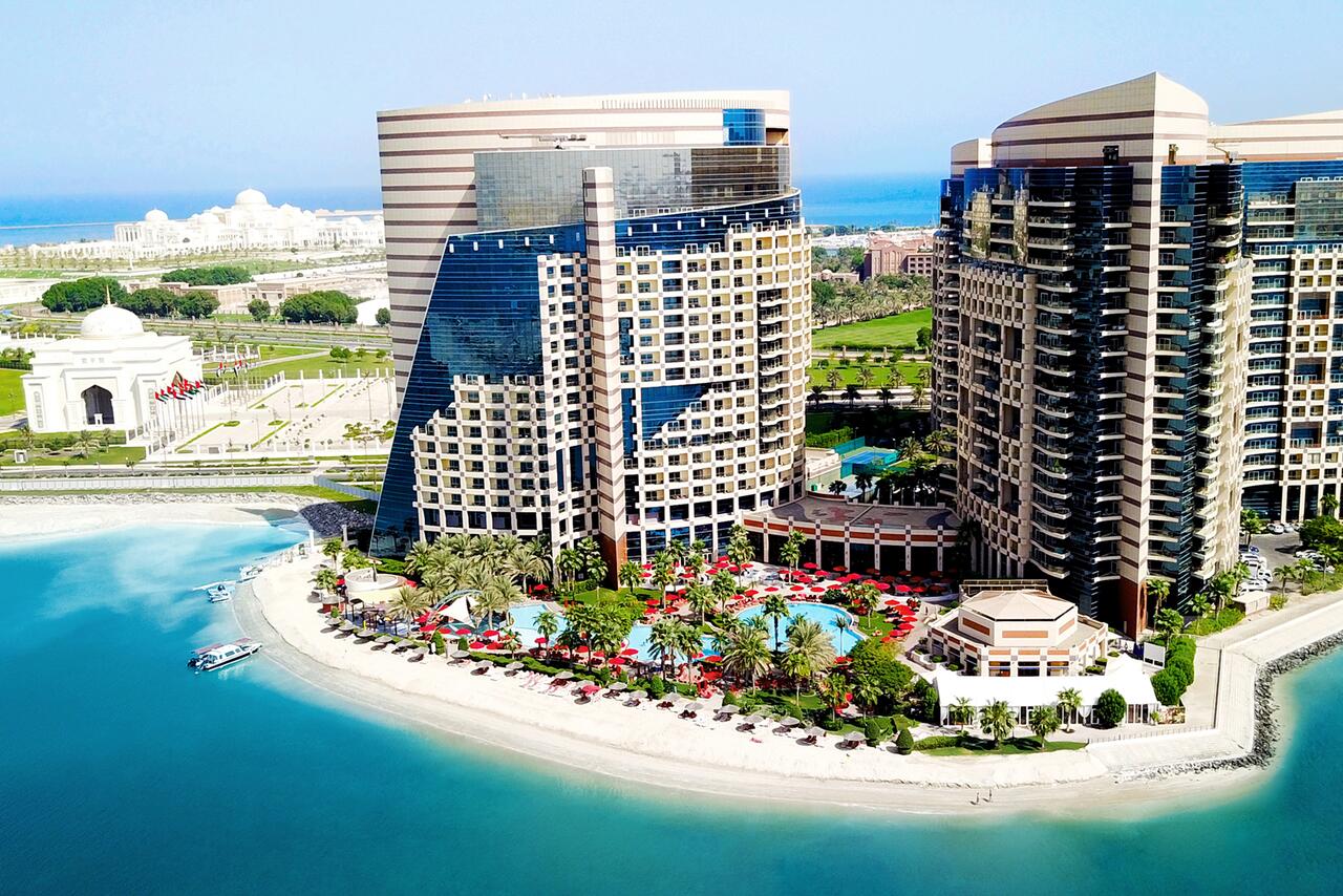 فنادق أبو ظبي مع مسبح خاص